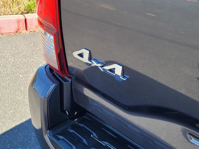 Used 2021 Toyota Tacoma SR AWD/4WD image 8