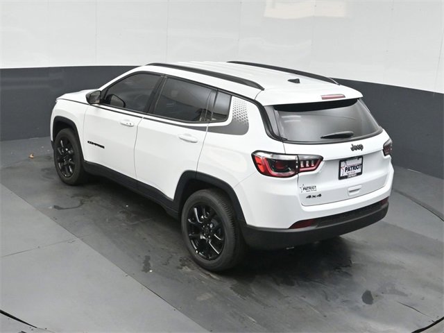 New 2026 Jeep Compass Latitude image 33