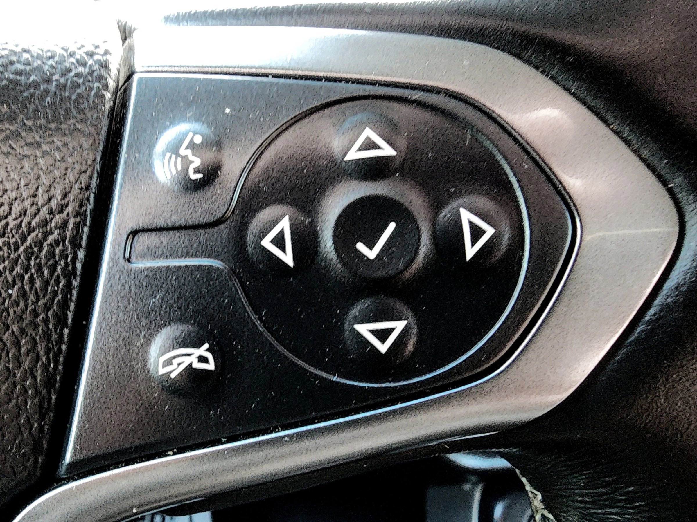 Used 2017 Chevrolet Silverado 3500 LT image 26