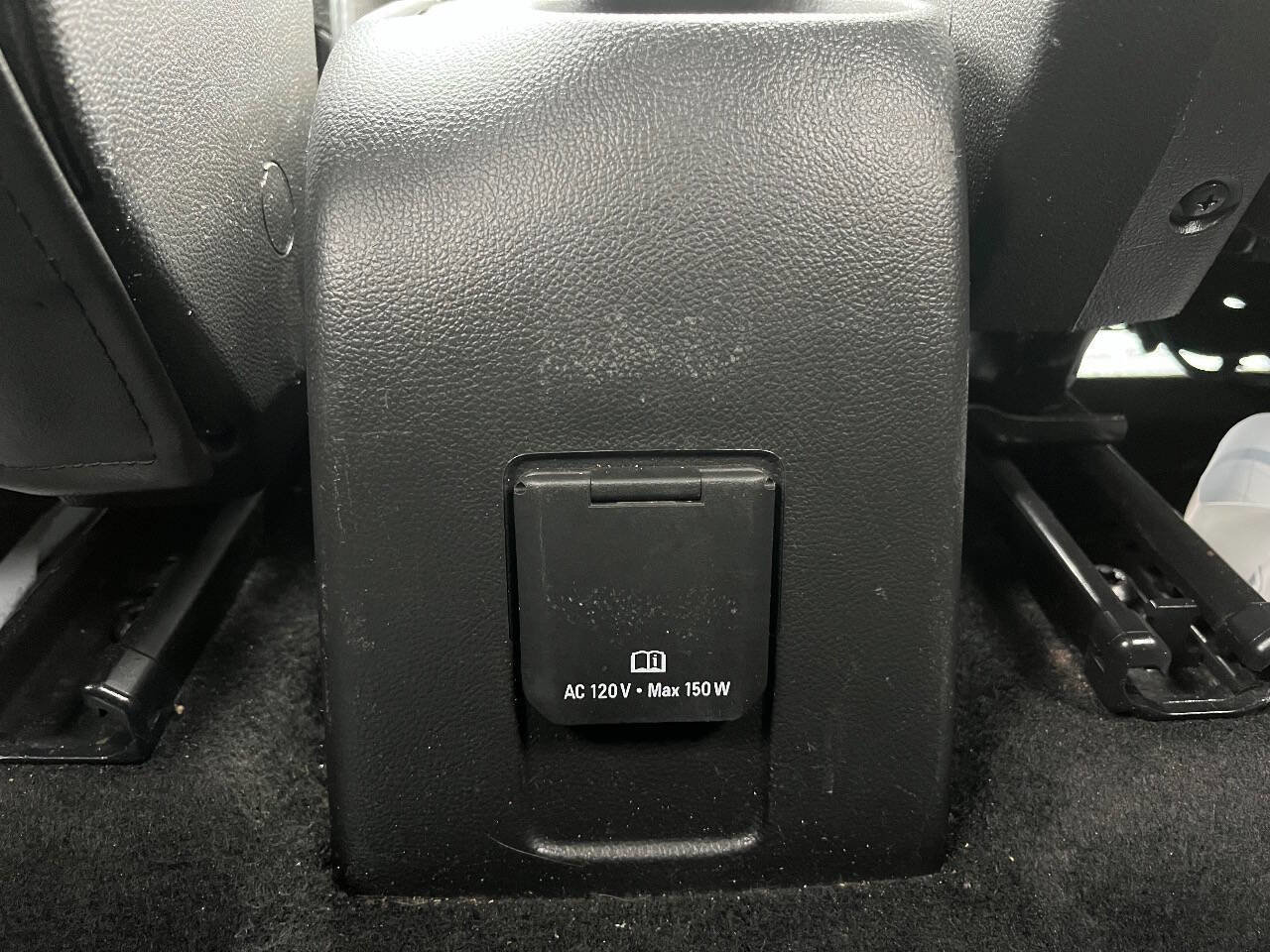 Used 2014 Nissan Rogue S image 14