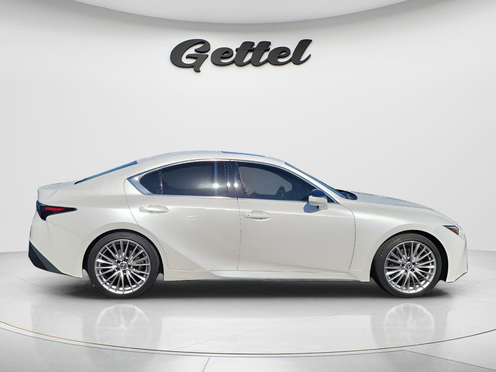 Used 2024 Lexus IS 300 w/ Premium Package RWD image 4