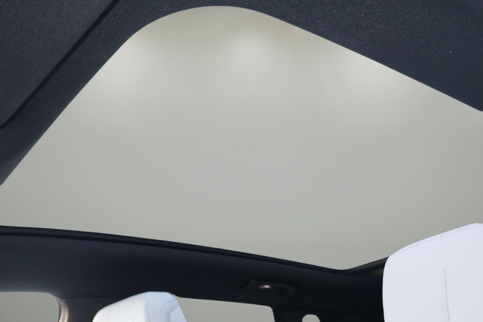 New 2026 Cadillac Lyriq Sport RWD image 31