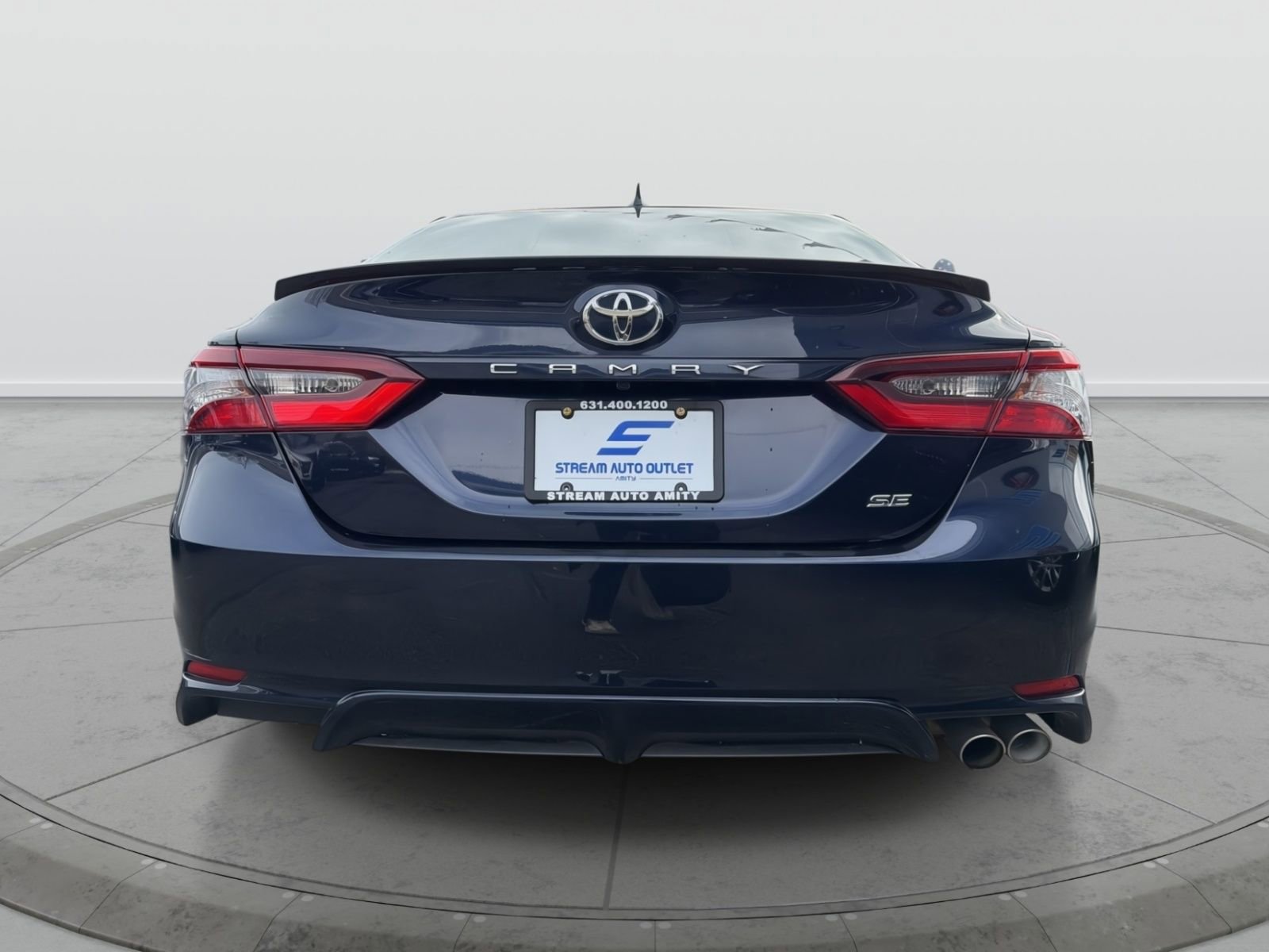 Used 2022 Toyota Camry SE image 6