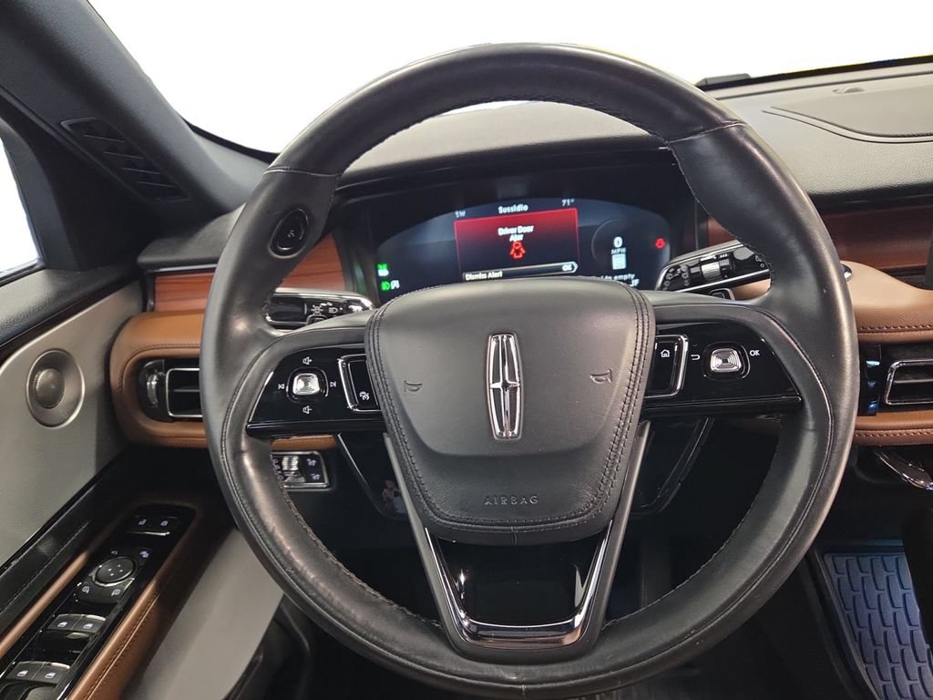 Used 2020 Lincoln Aviator Reserve w/ Equipment Group 201A AWD/4WD image 12