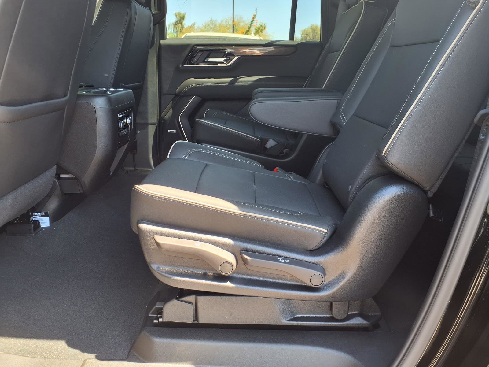 Certified 2026 GMC Yukon XL Elevation image 16