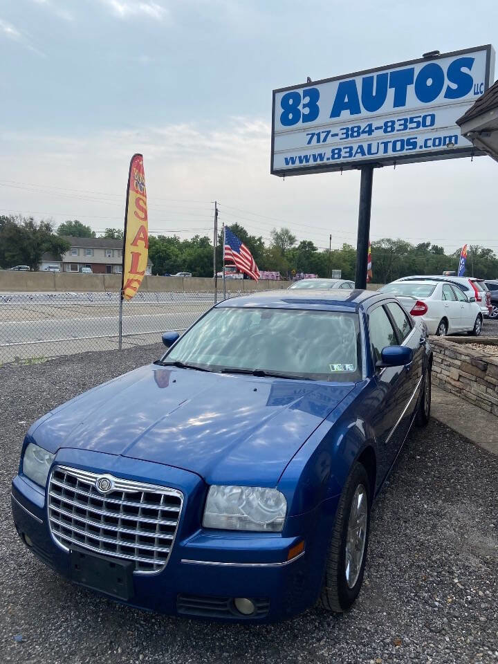 Used 2009 Chrysler 300 Touring image 3