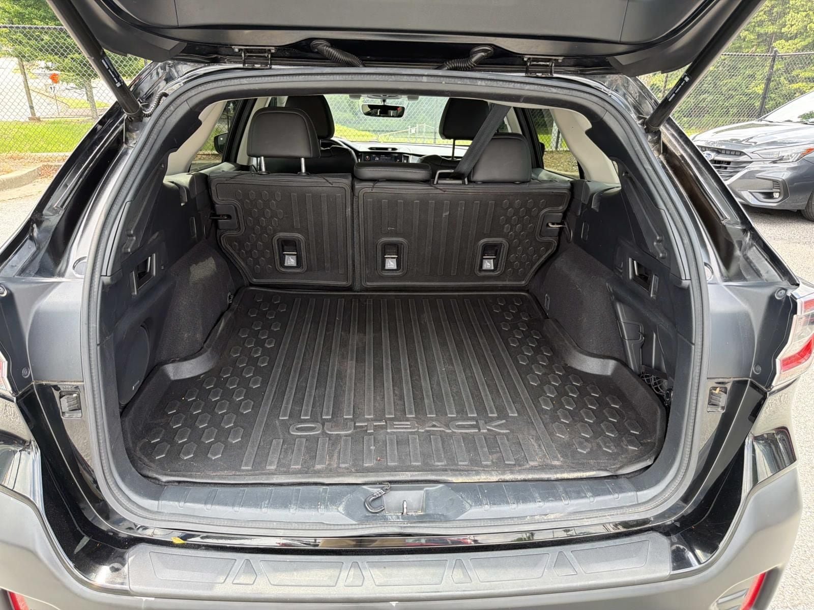 Used 2020 Subaru Outback Limited XT w/ Popular Package #2 AWD/4WD image 18