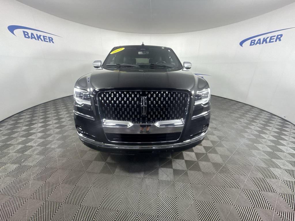 Used 2022 Lincoln Navigator Black Label AWD/4WD image 3