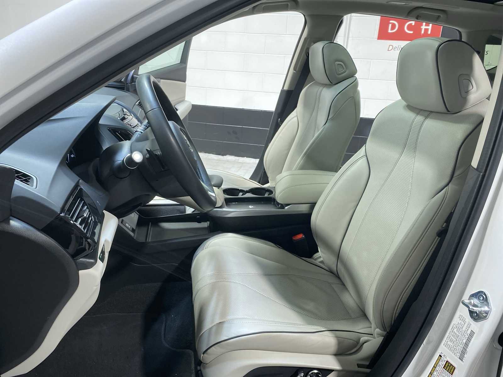 Certified 2025 Acura RDX SH-AWD w/ Advance Package image 11