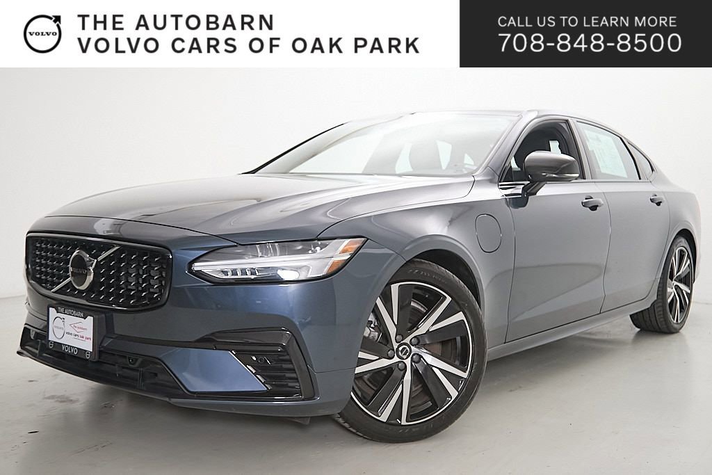 Used 2022 Volvo S90 T8 R-Design AWD/4WD video 1