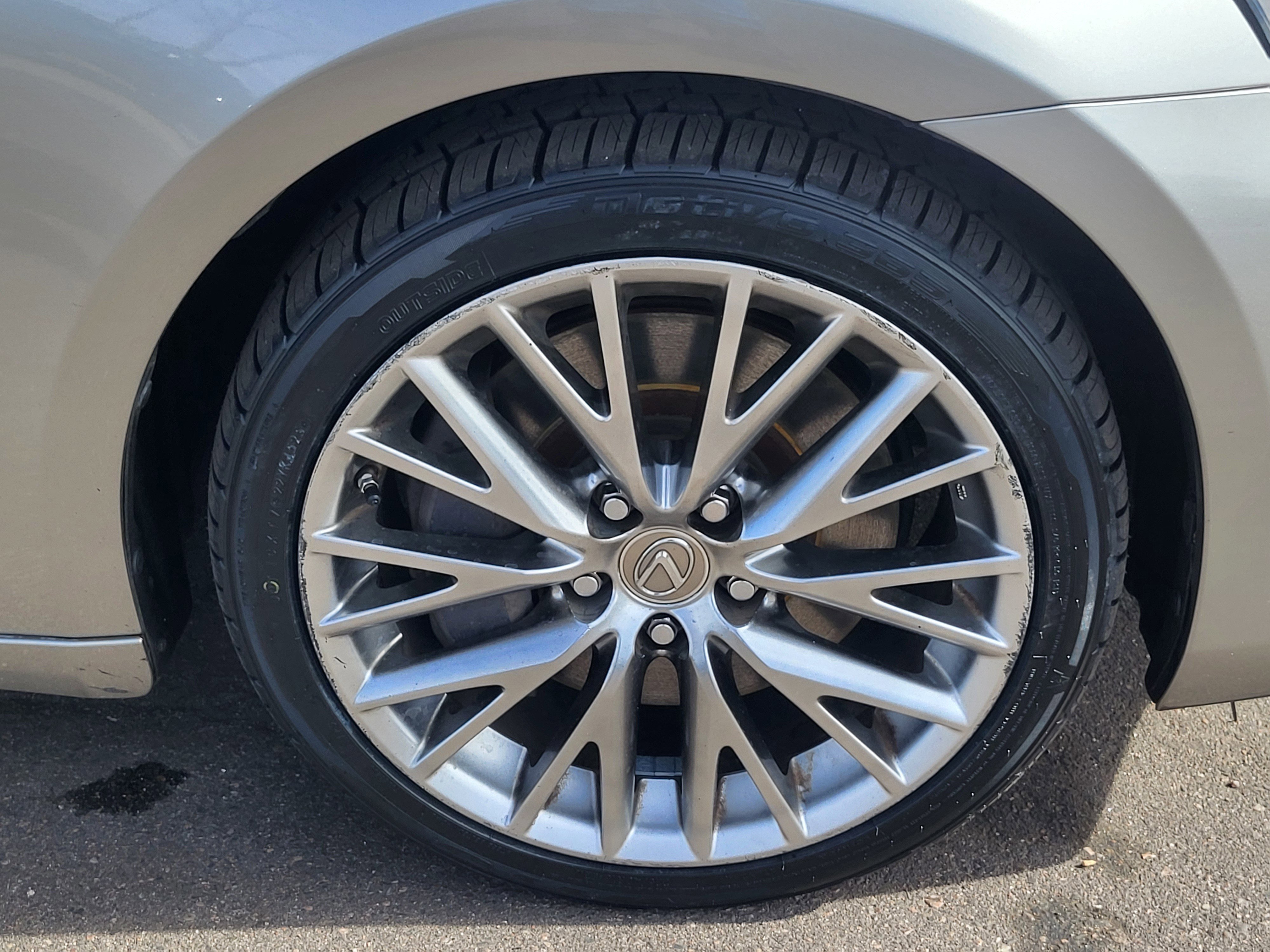 Used 2017 Lexus IS 300 AWD image 16