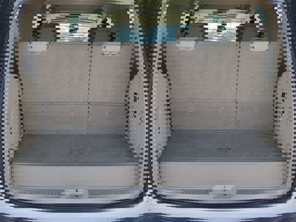 Used 2018 Cadillac Escalade Luxury image 34