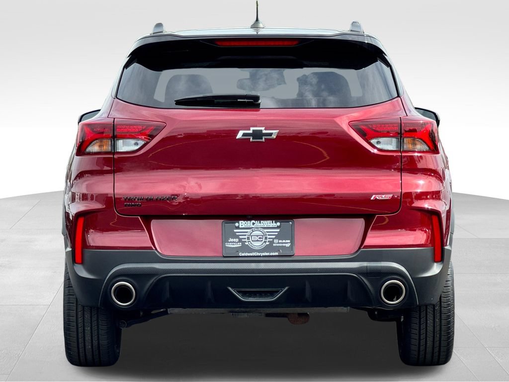Used 2023 Chevrolet TrailBlazer RS w/ Sun and Liftgate Package AWD/4WD image 6