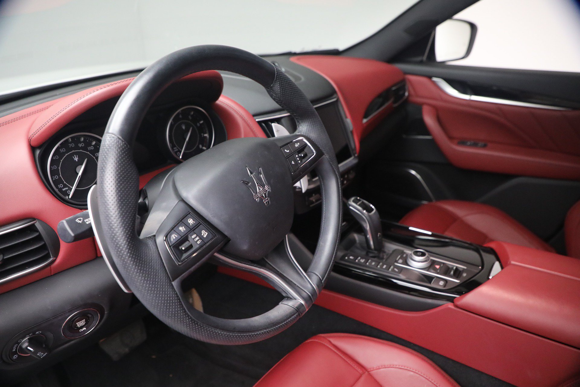 Certified 2023 Maserati Levante GT AWD/4WD image 22