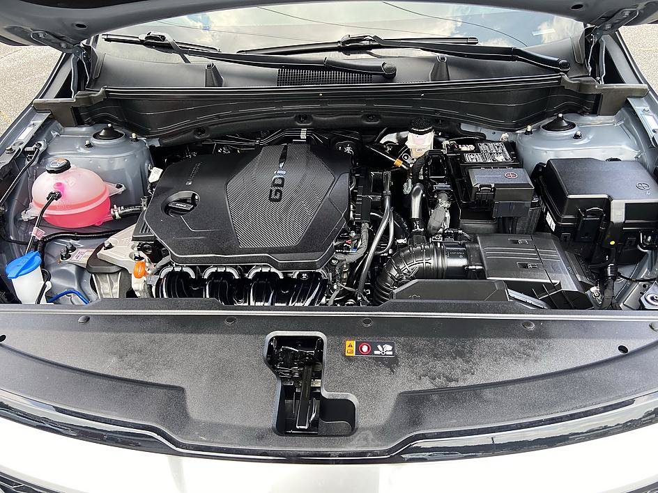 Used 2025 Kia Sportage EX w/ Premium Package FWD image 30