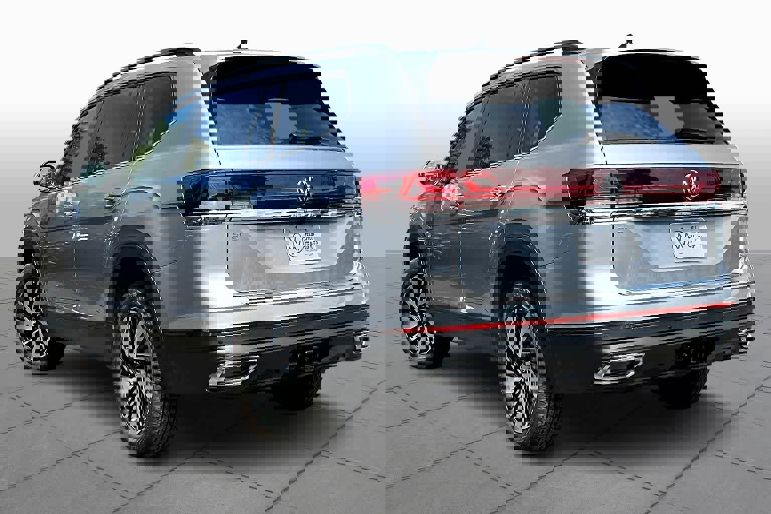 New 2026 Volkswagen Atlas SE image 12