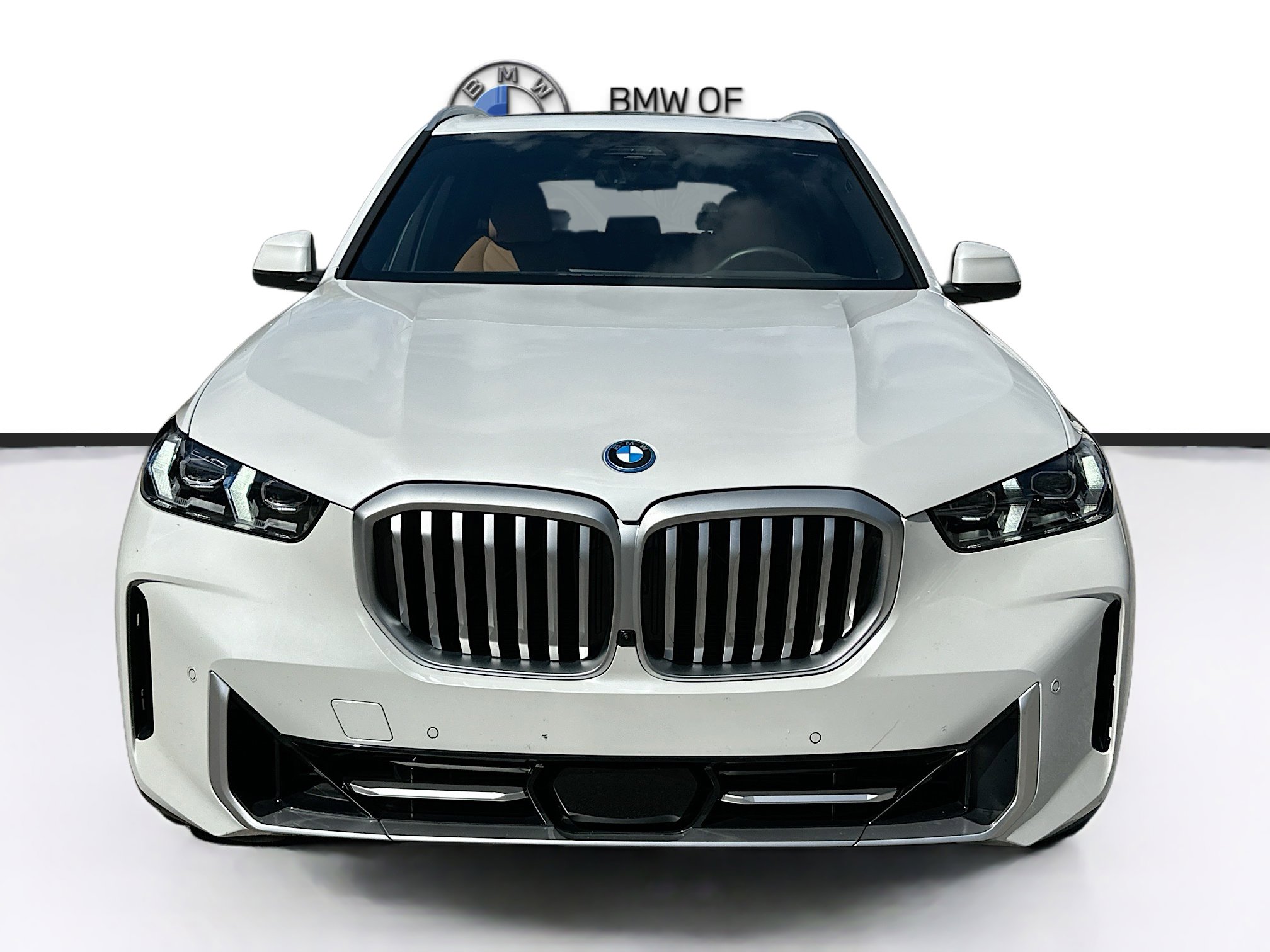 Certified 2025 BMW X5 xDrive50e image 2