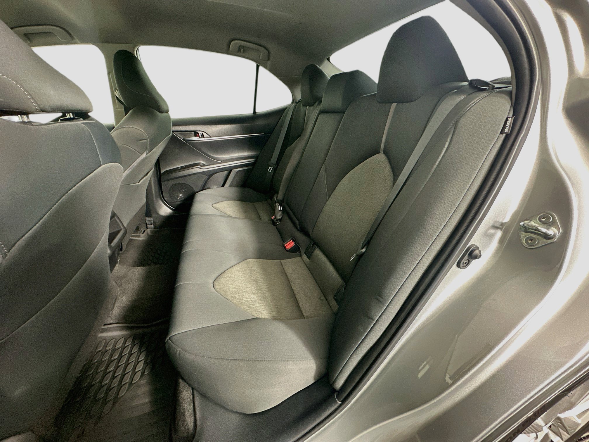 Used 2022 Toyota Camry LE FWD image 27