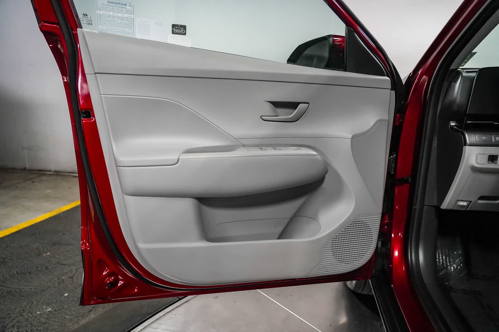 Used 2024 Hyundai Kona SEL w/ Convenience Package FWD image 20