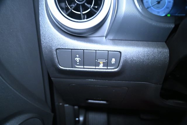 Used 2023 Hyundai Kona SE w/ Cargo Package image 38