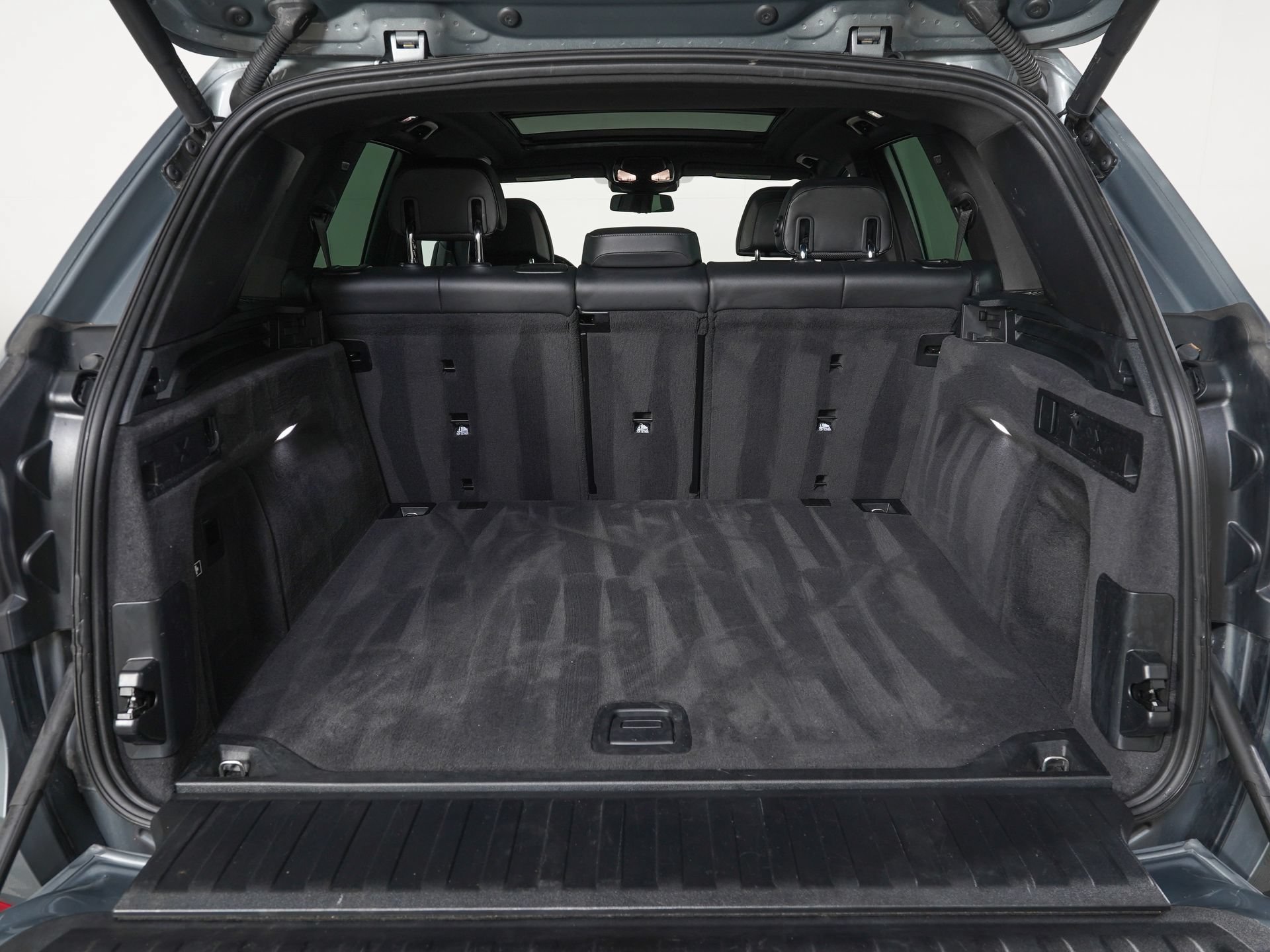 Used 2025 BMW X5 xDrive40i AWD/4WD image 11