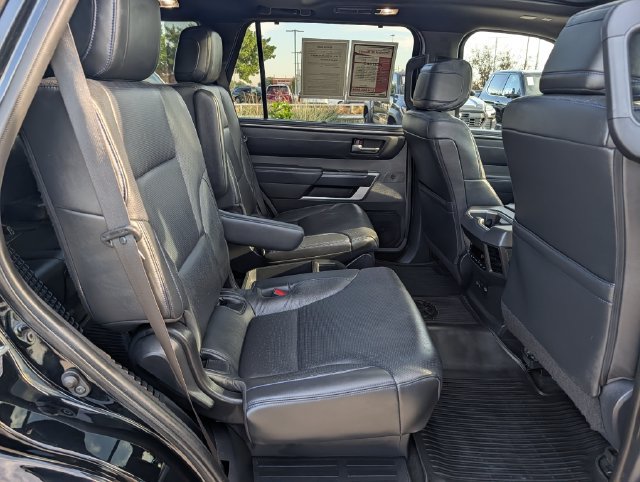 Used 2023 Toyota Sequoia Platinum AWD/4WD image 32