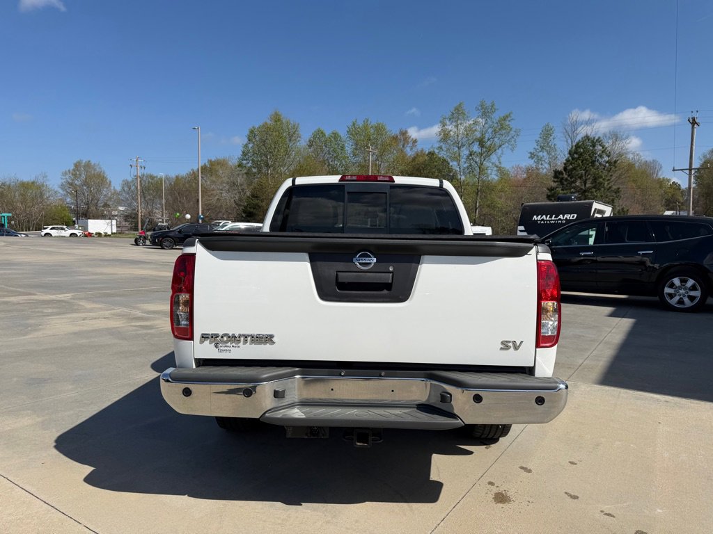 Used 2018 Nissan Frontier SV w/ Value Truck Package RWD image 5