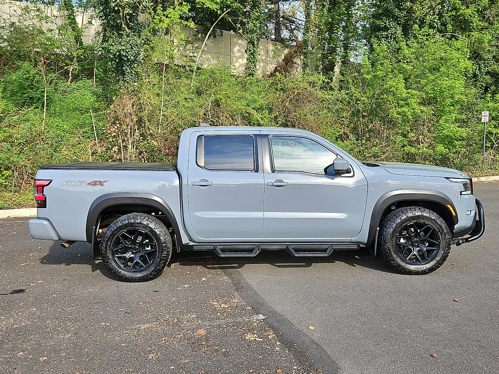 Certified 2024 Nissan Frontier PRO-4X w/ Pro Convenience Package image 7