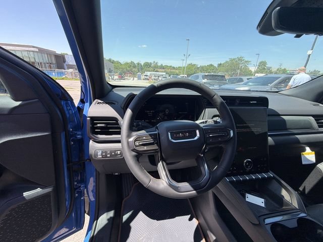 New 2026 GMC Terrain AT4 w/ Technology Package II AWD/4WD image 12