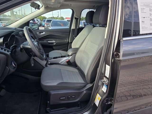 Used 2016 Ford Escape SE w/ Equipment Group 201A AWD/4WD image 12