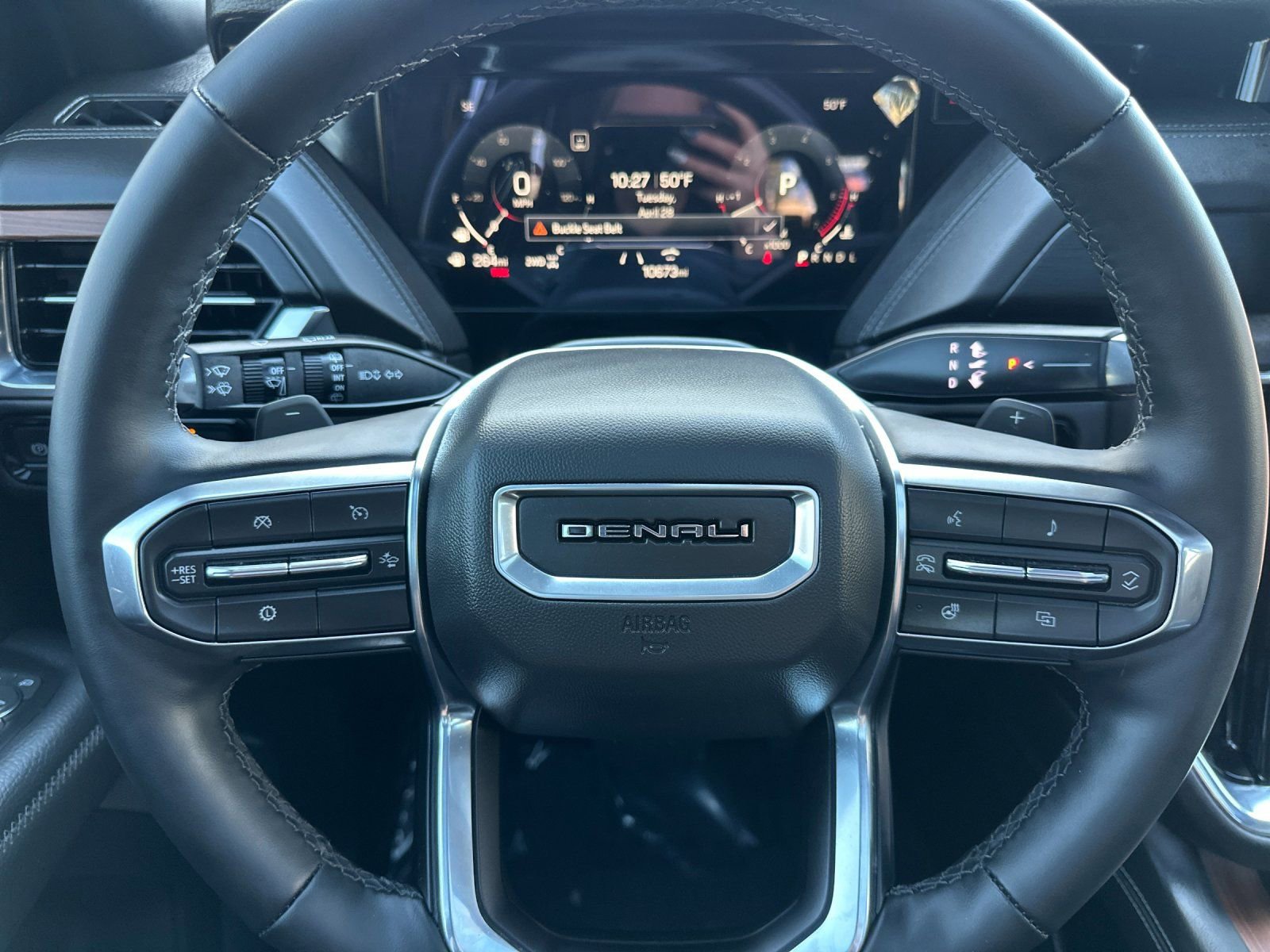 Used 2025 GMC Yukon Denali w/ Sun & Power Step Package AWD/4WD image 28