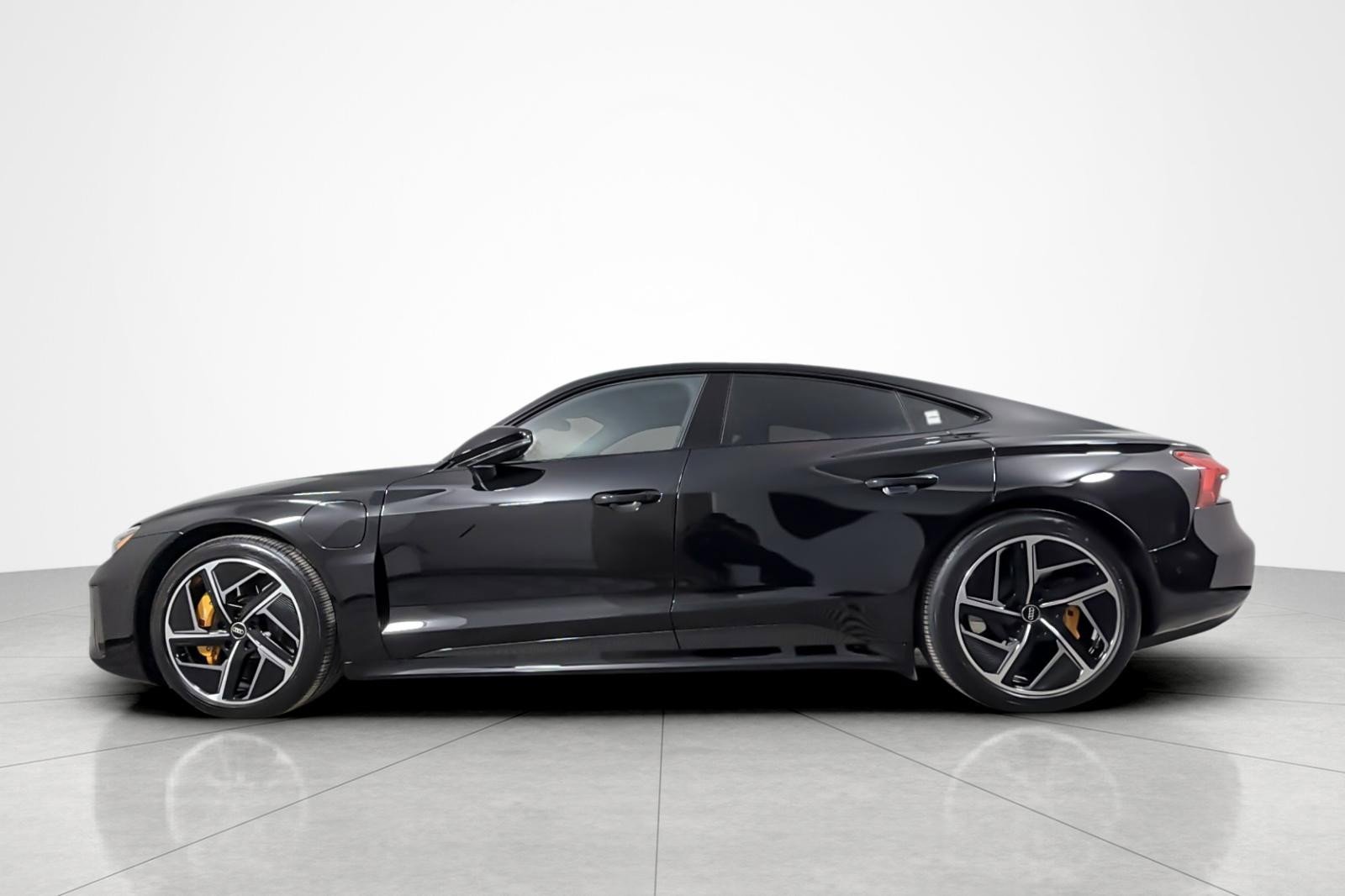 Certified 2024 Audi RS e-tron GT w/ Carbon Performance Package image 2