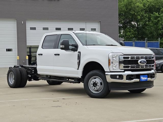 New 2026 Ford F350 XL AWD/4WD image 2