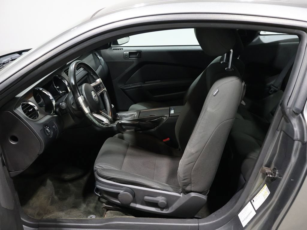 Used 2014 Ford Mustang Coupe image 10
