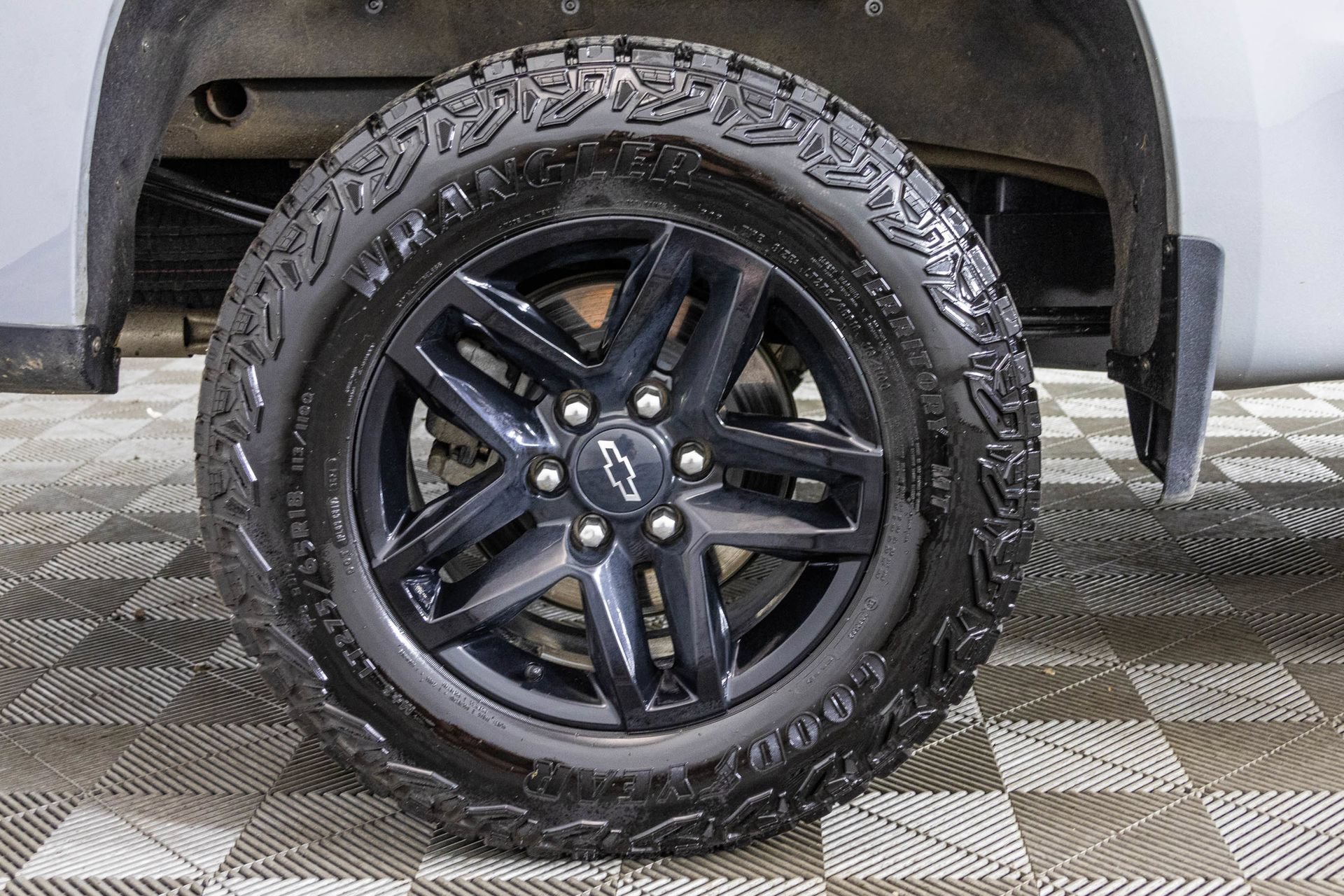 Used 2025 Chevrolet Silverado 1500 Custom Trail Boss AWD/4WD image 51