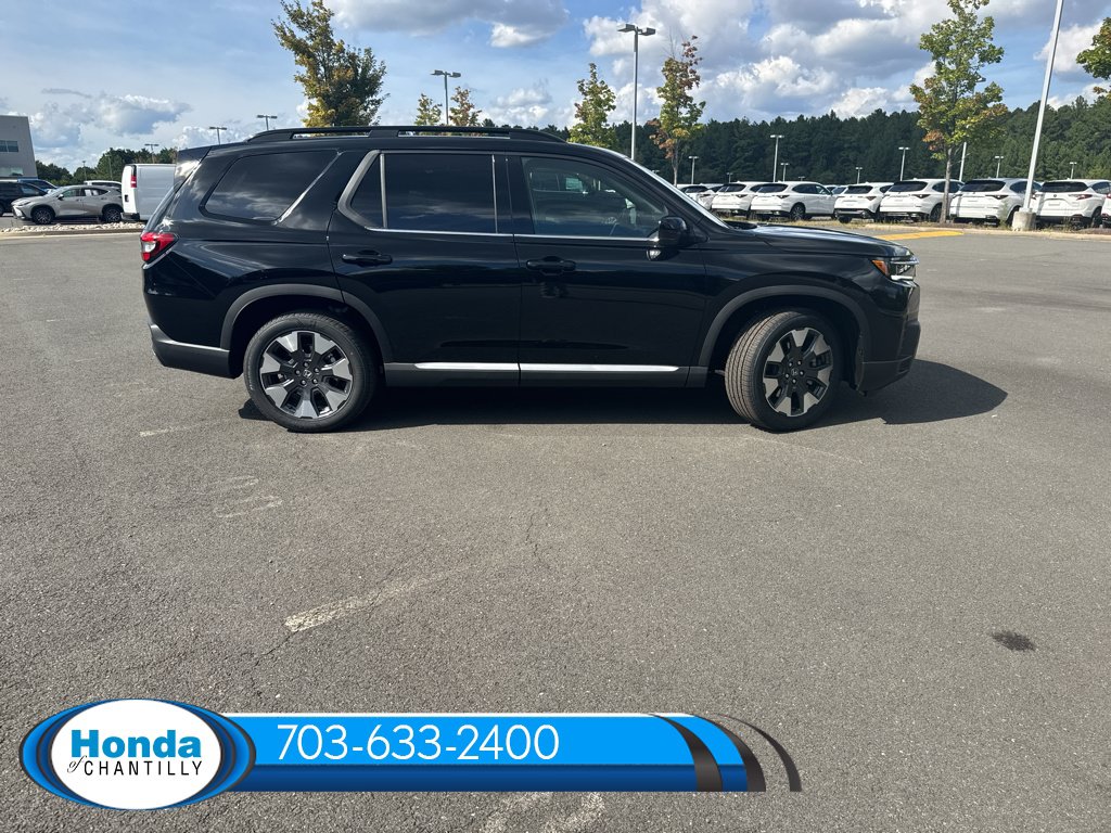 New 2026 Honda Pilot Touring image 8