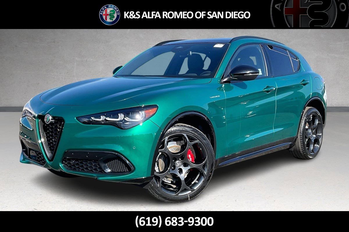 New 2025 Alfa Romeo Stelvio Sprint w/ Veloce Package