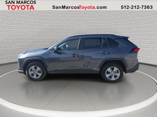 Used 2025 Toyota RAV4 LE image 8