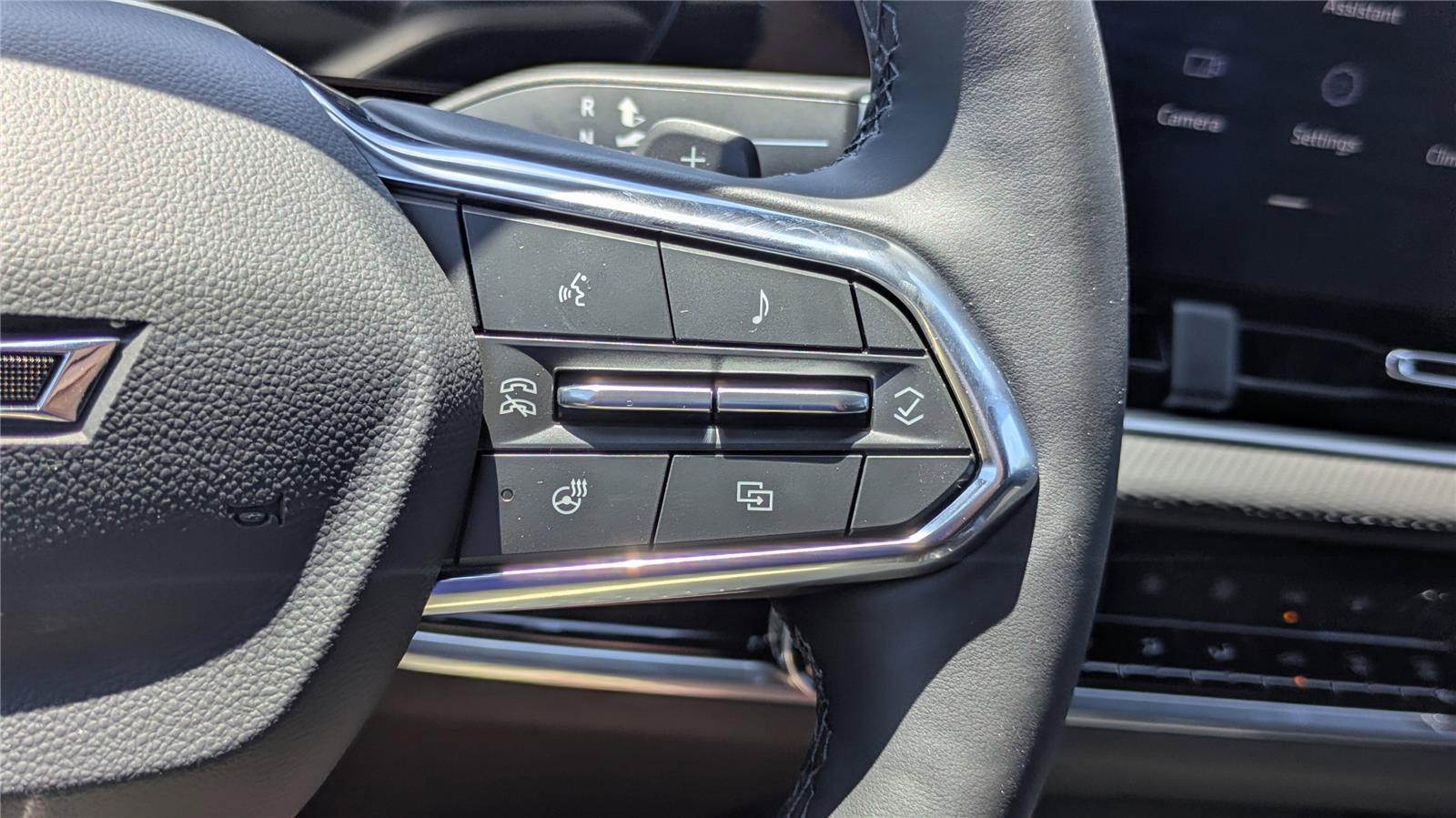 New 2026 Chevrolet Equinox LT FWD image 13