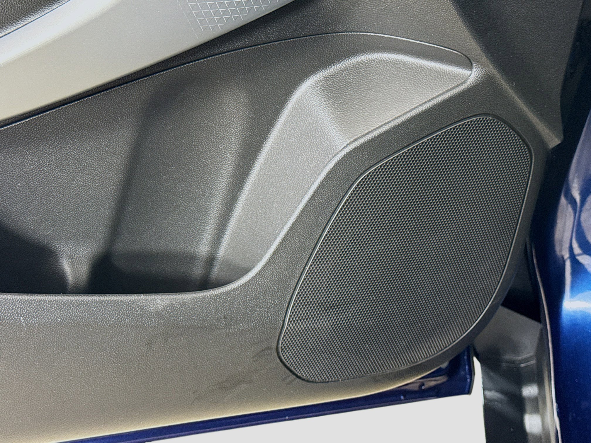 Used 2024 Chevrolet Trax LS image 19