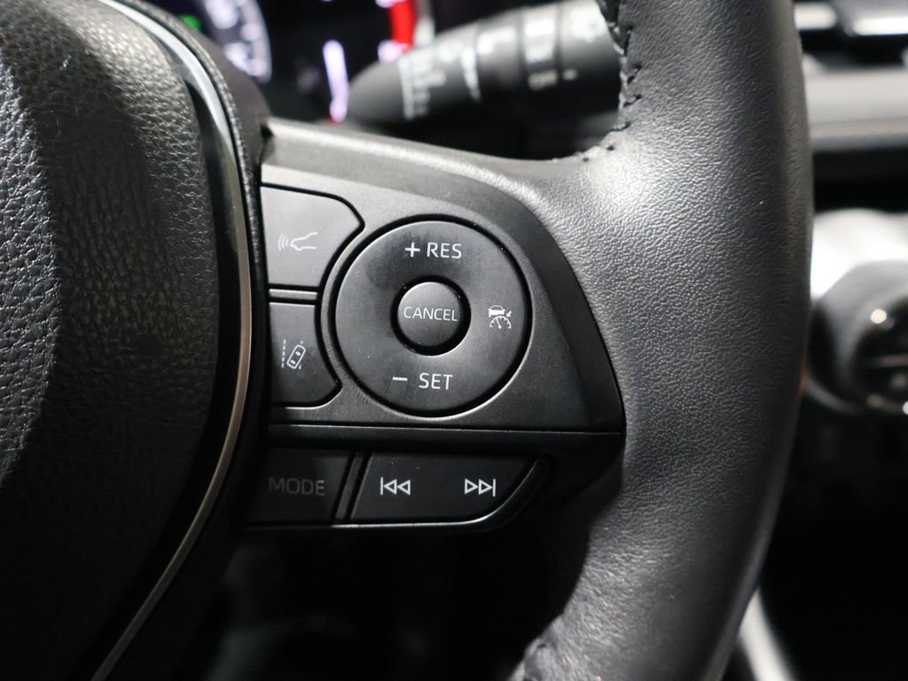 Used 2024 Toyota RAV4 XLE image 36