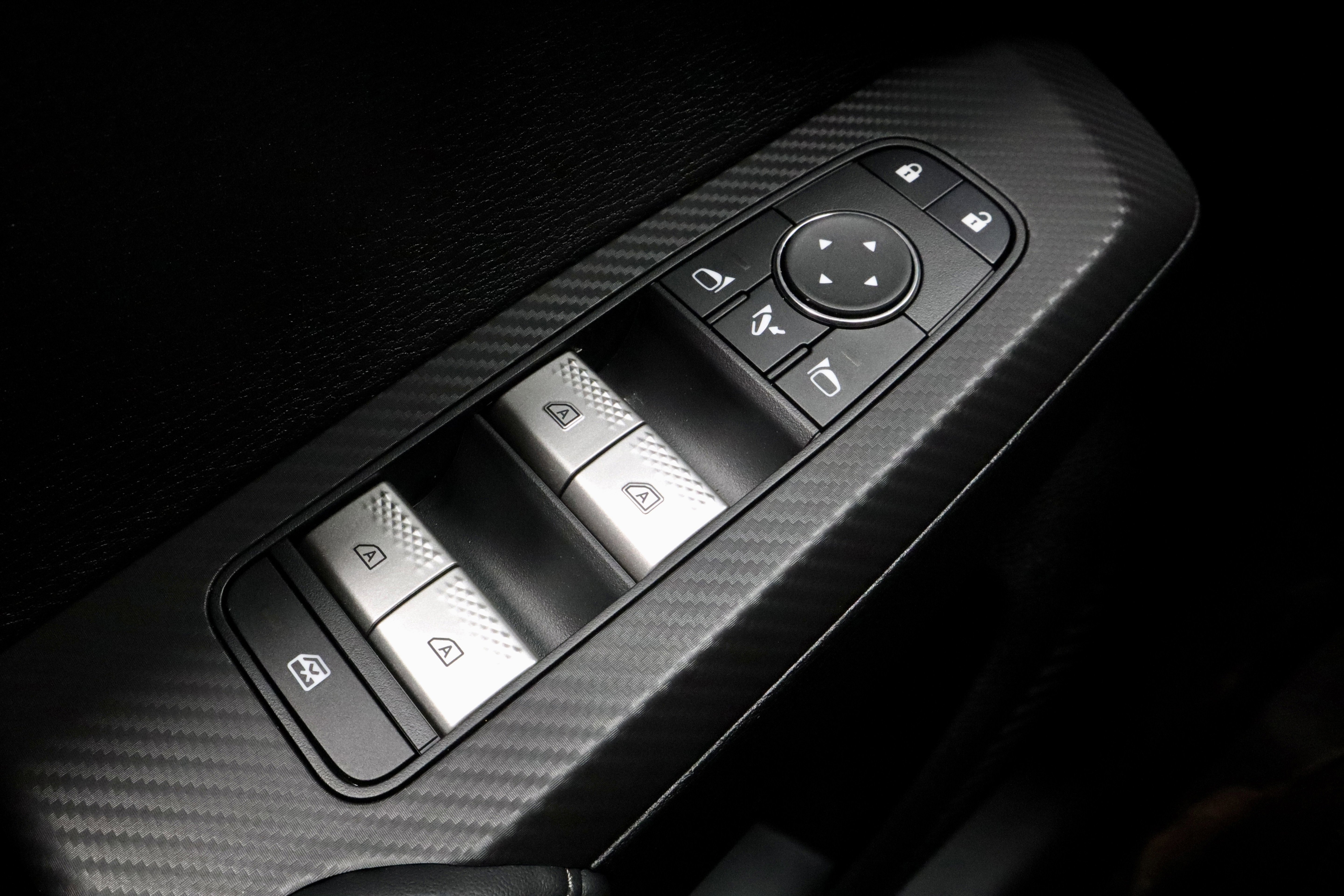 New 2026 Mitsubishi Outlander SE image 19