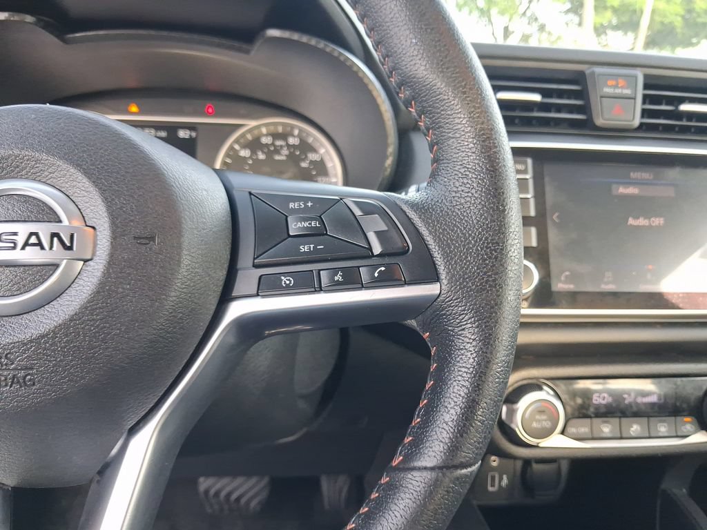 Used 2020 Nissan Versa SR FWD image 19