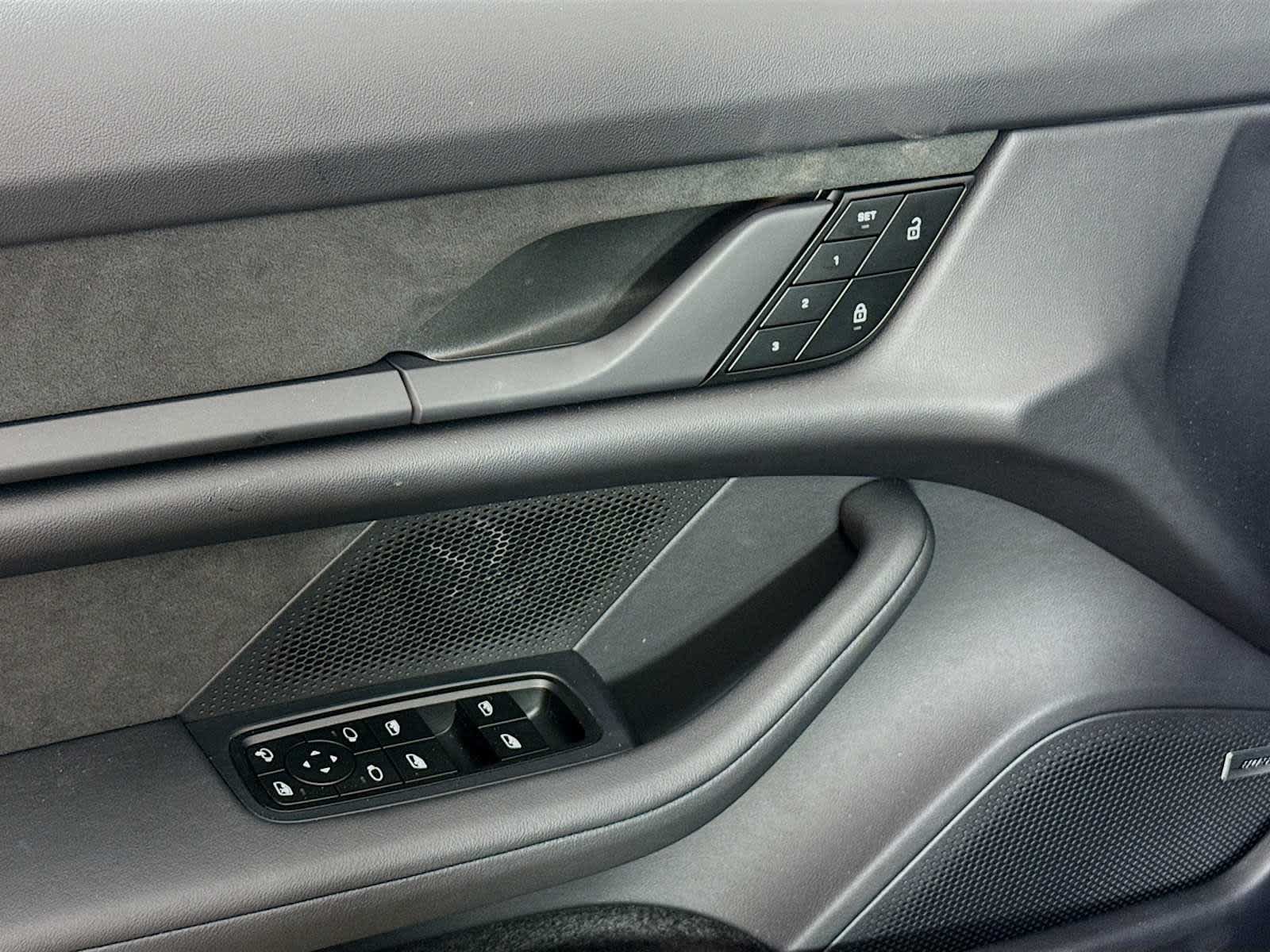 New 2025 Porsche Taycan Turbo GT AWD/4WD image 14