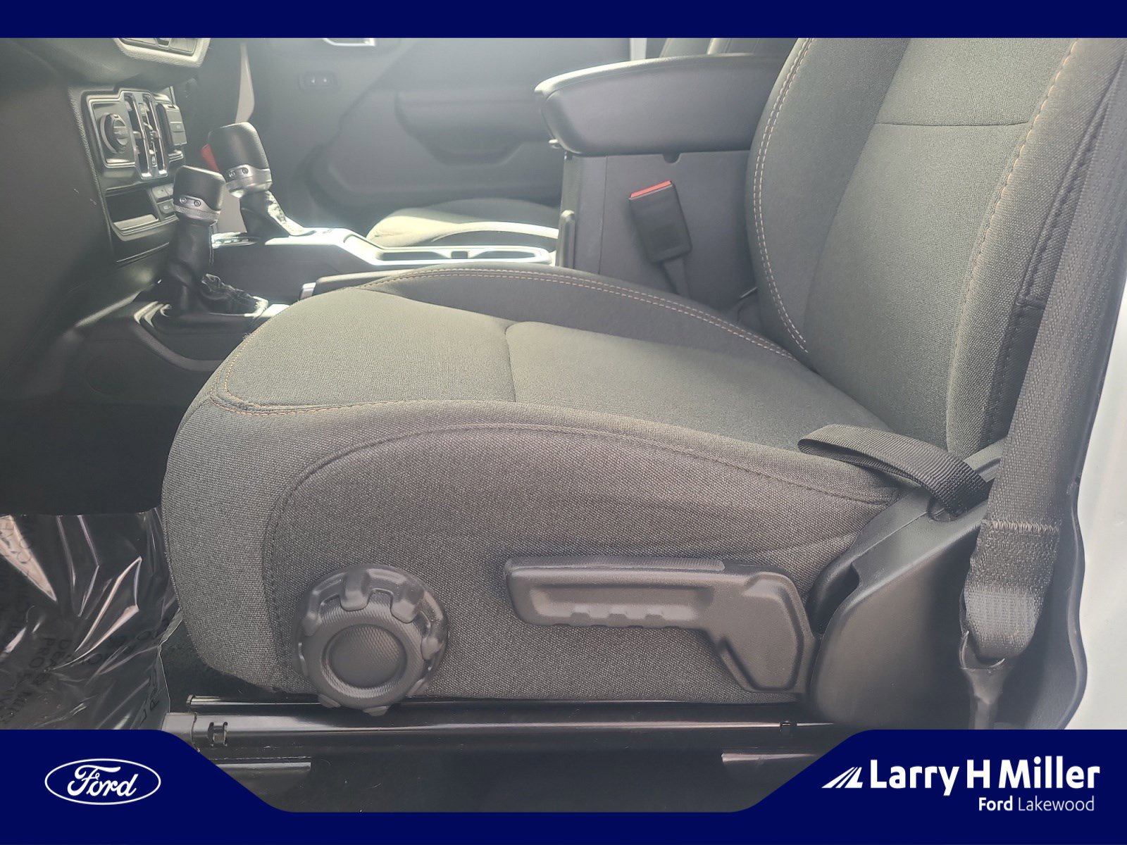 Used 2024 Jeep Gladiator Sport image 14