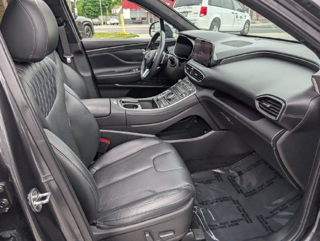 Used 2023 Hyundai Santa Fe Calligraphy w/ Winter Weather Package AWD/4WD image 11