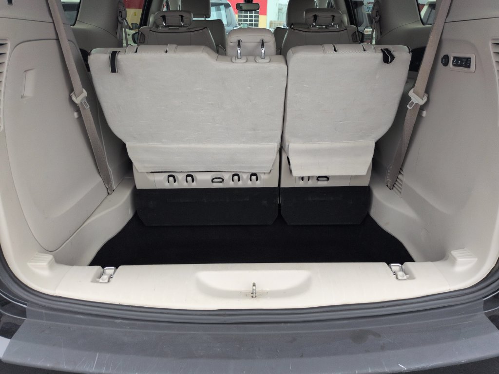 Used 2020 Chrysler Pacifica Limited FWD image 23