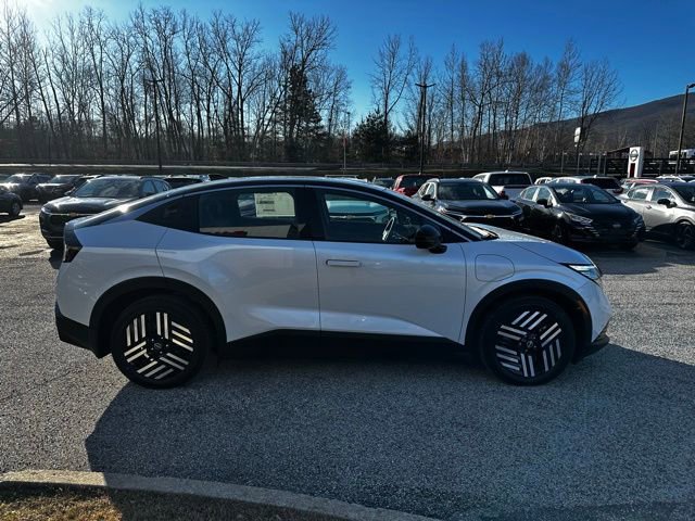 New 2026 Nissan Leaf SV+ w/ Floor Mat Package (SV+) image 6