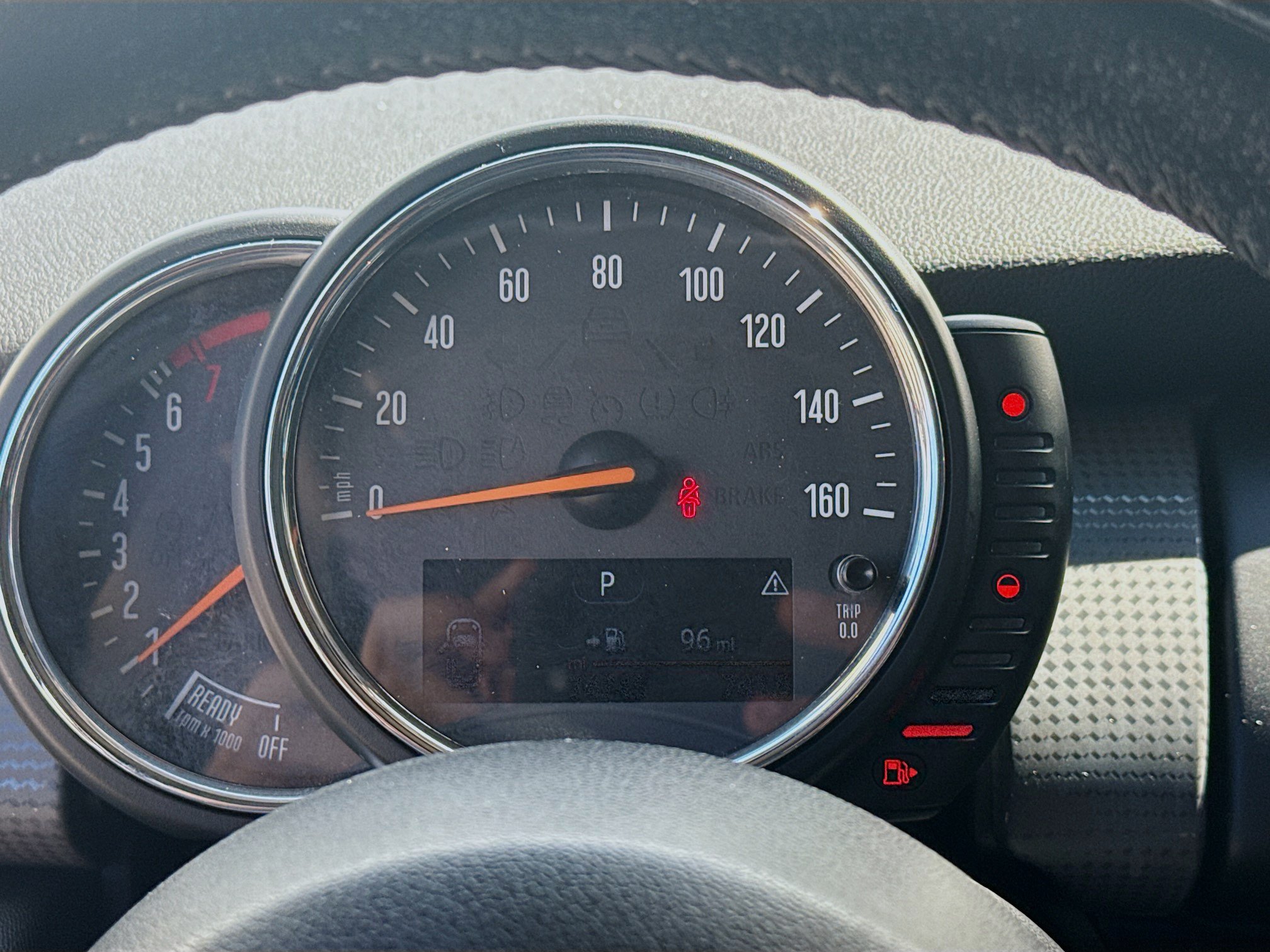 Used 2015 MINI Cooper 2-Door Hardtop FWD image 9