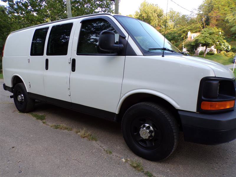 Used 2012 Chevrolet Express 2500 RWD image 4